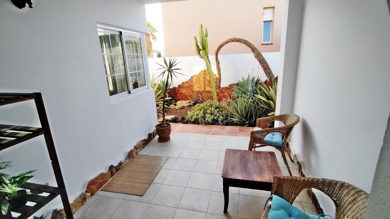 Caleta Beach House Caleta de Fuste Extérieur photo